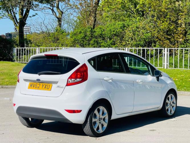 Ford Fiesta 1.25 Zetec 5Dr - Image 6