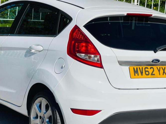 Ford Fiesta 1.25 Zetec 5Dr - Image 20