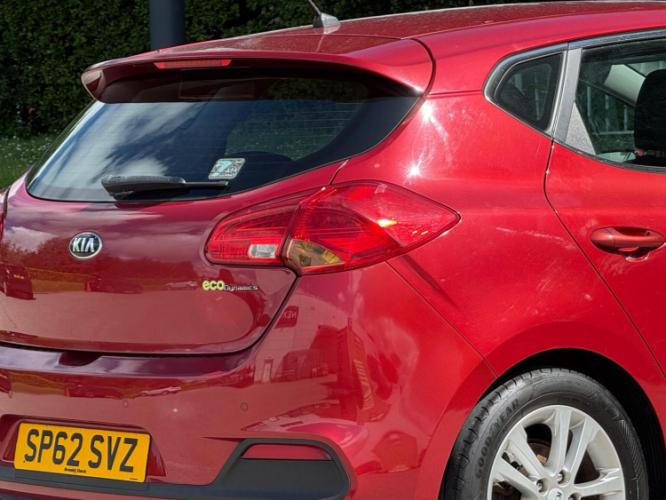 Kia Ceed 1.6 Crdi Ecodynamics - Image 20