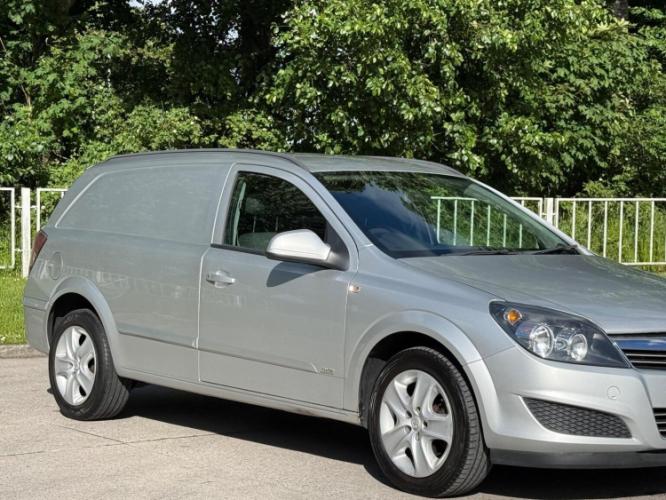 Vauxhall Astra 1.7 Cdti 16V - Image 14