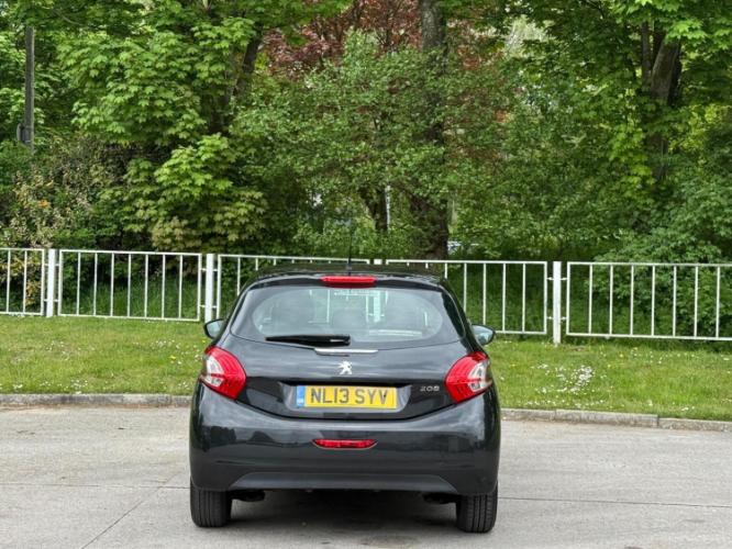 Peugeot 208 1.4 Hdi Access+ - Image 6