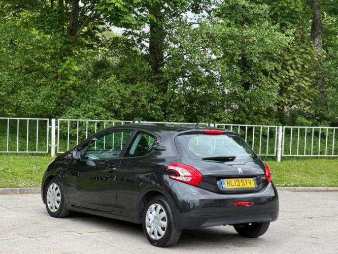 Peugeot 208 1.4 Hdi Access+ - Image 7