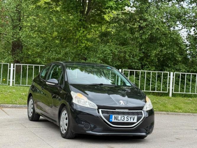 Peugeot 208 1.4 Hdi Access+ - Image 9
