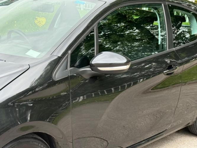 Peugeot 208 1.4 Hdi Access+ - Image 19