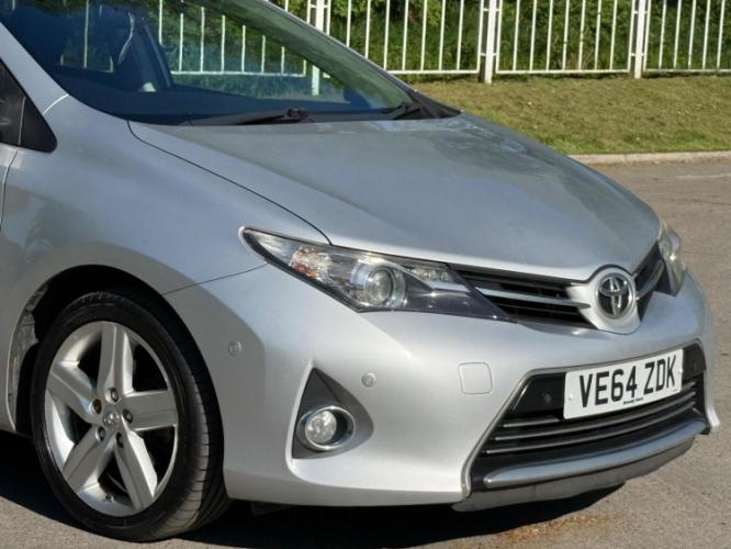 Toyota Auris 1.4 D-4D Excel - Image 18