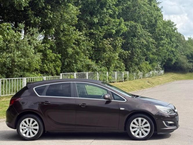 Vauxhall Astra 2.0 Cdti Elite - Image 5