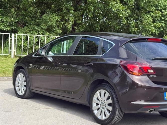 Vauxhall Astra 2.0 Cdti Elite - Image 16