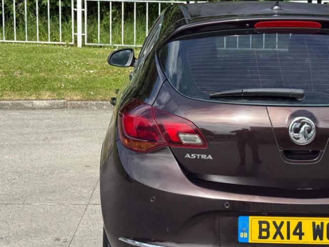 Vauxhall Astra 2.0 Cdti Elite - Image 20
