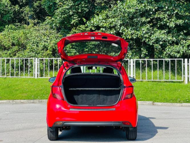 Toyota Yaris 1.4 D-4D Icon - Image 13