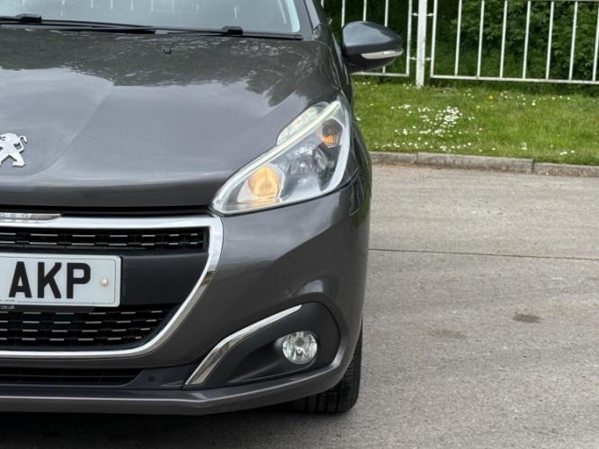 Peugeot 208 1.2 Puretech Tech - Image 19