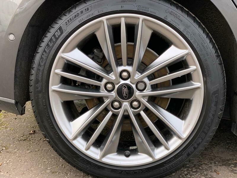 Ford Focus 1.0T Ecoboost Vignale - Image 14