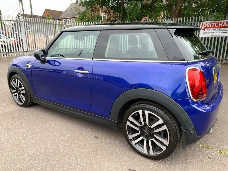 Mini Hatch 1.5 Cooper Exclusive - Image 9