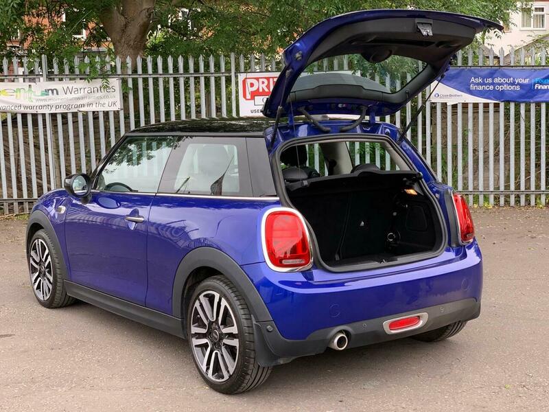 Mini Hatch 1.5 Cooper Exclusive - Image 13