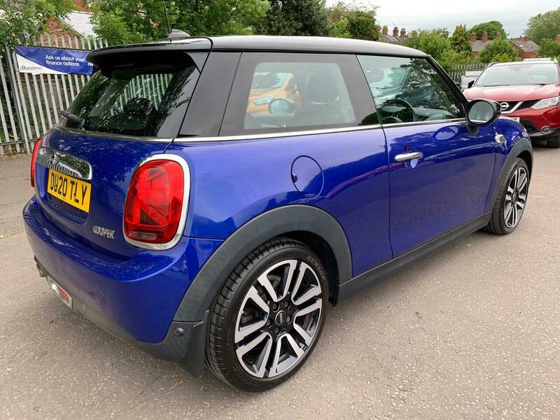 Mini Hatch 1.5 Cooper Exclusive - Image 18