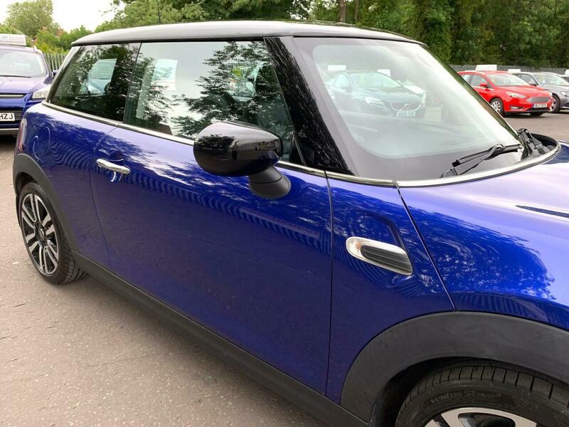 Mini Hatch 1.5 Cooper Exclusive - Image 19