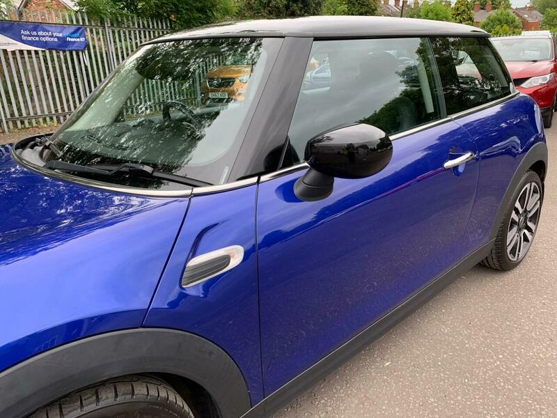 Mini Hatch 1.5 Cooper Exclusive - Image 20