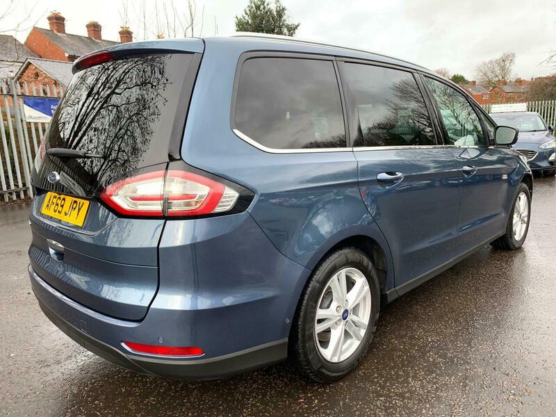 Ford Galaxy Titanium - Image 20