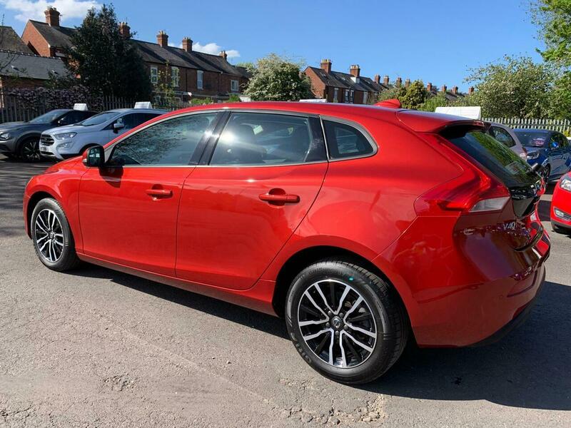 Volvo V40 1.5 T2 Gpf - Image 9