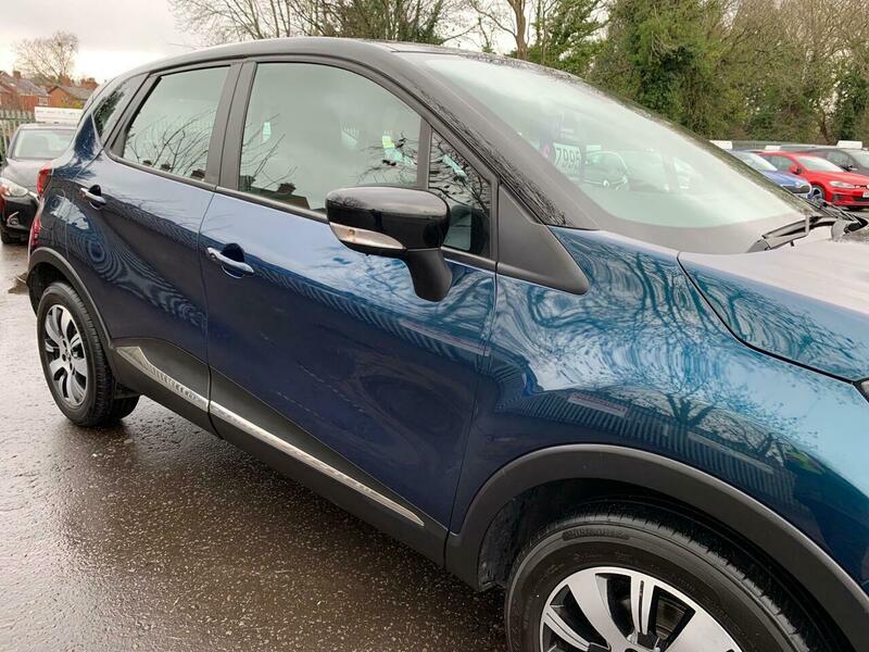 Renault Captur 0.9 Tce Energy - Image 12