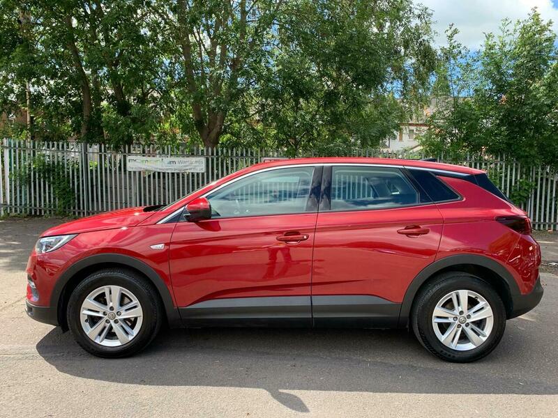 Vauxhall Grandland X 1.5 Turbo - Image 8