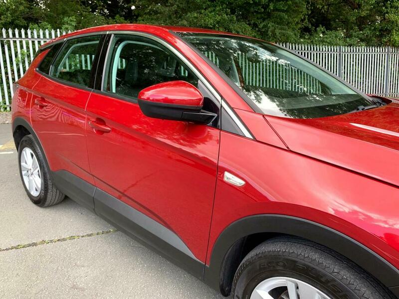 Vauxhall Grandland X 1.5 Turbo - Image 12