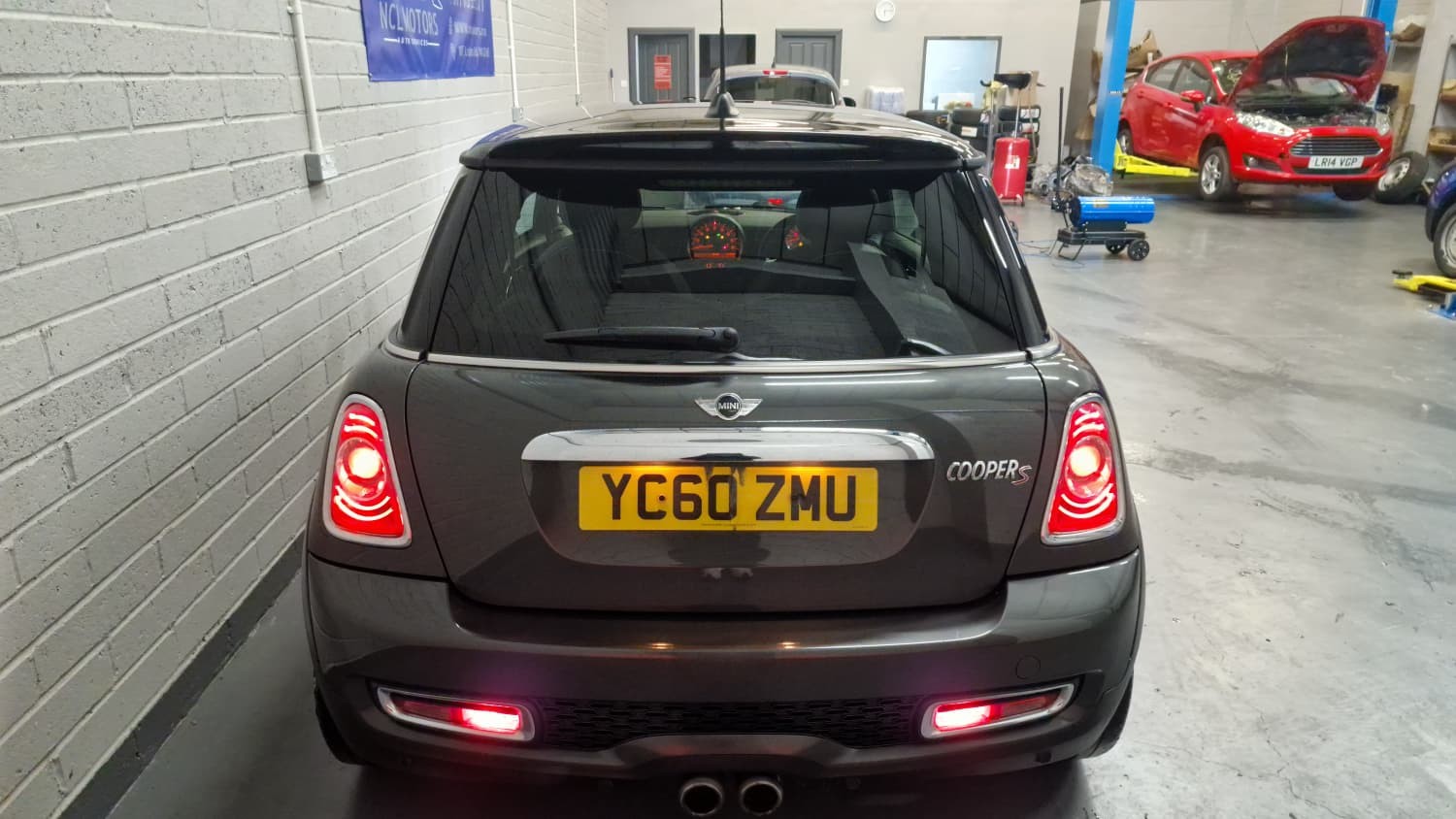 Mini Hatch - Image 9