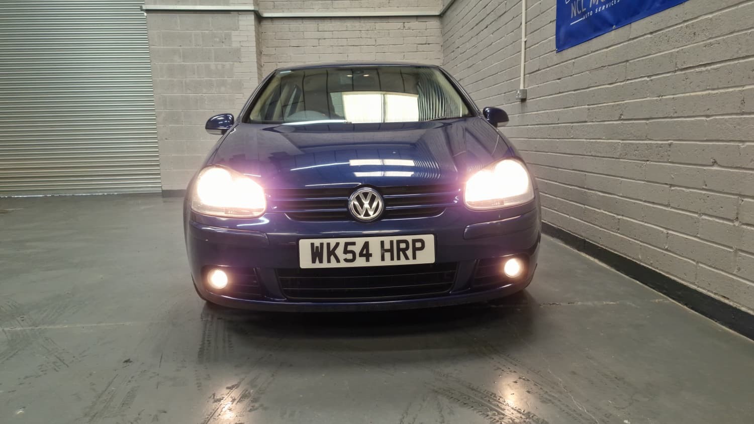 Volkswagen Golf - Image 4