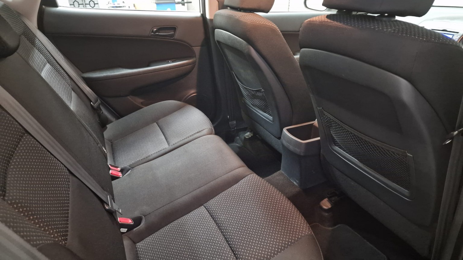 Hyundai I30 - Image 14