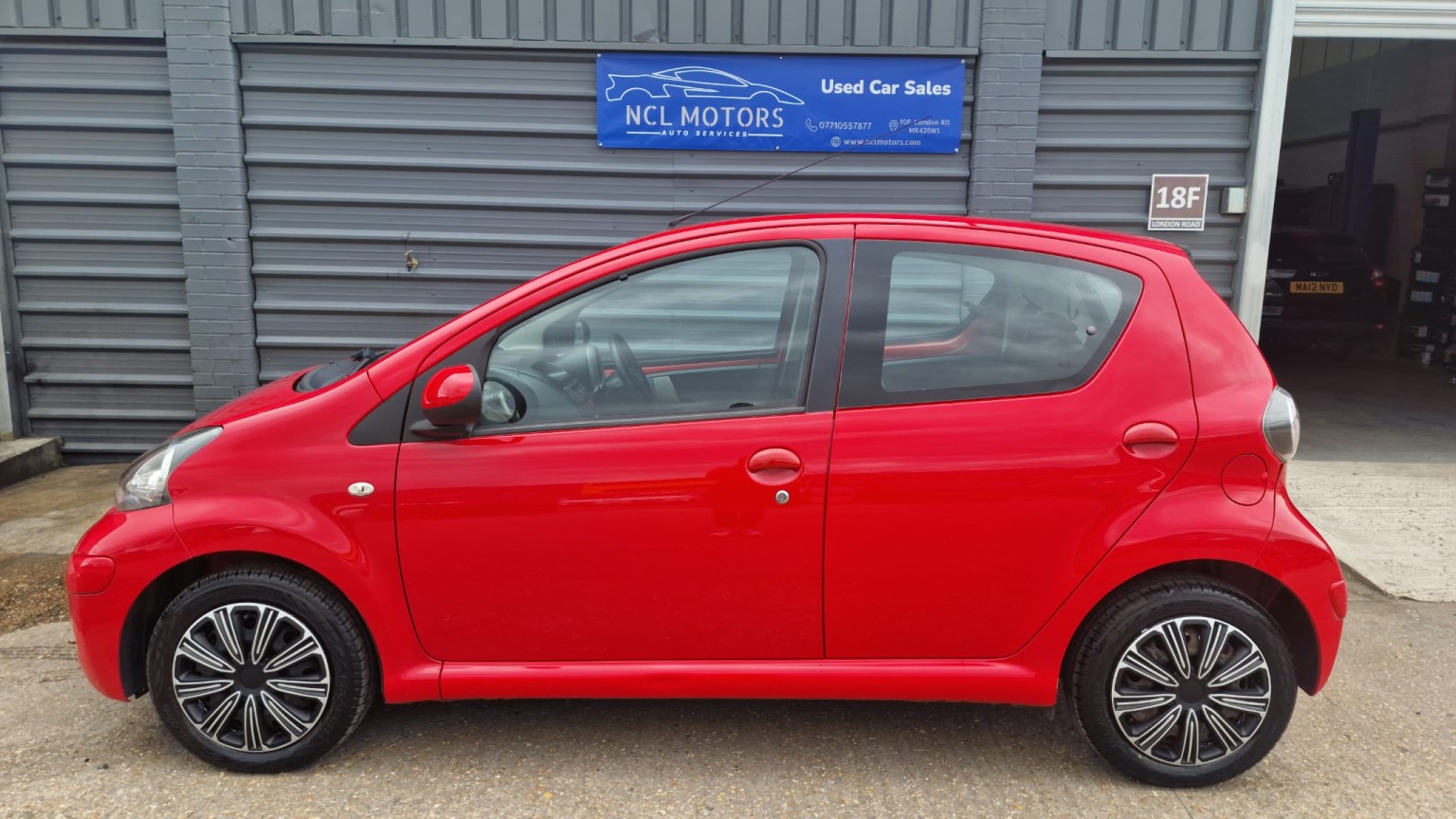 Toyota Aygo - Image 7