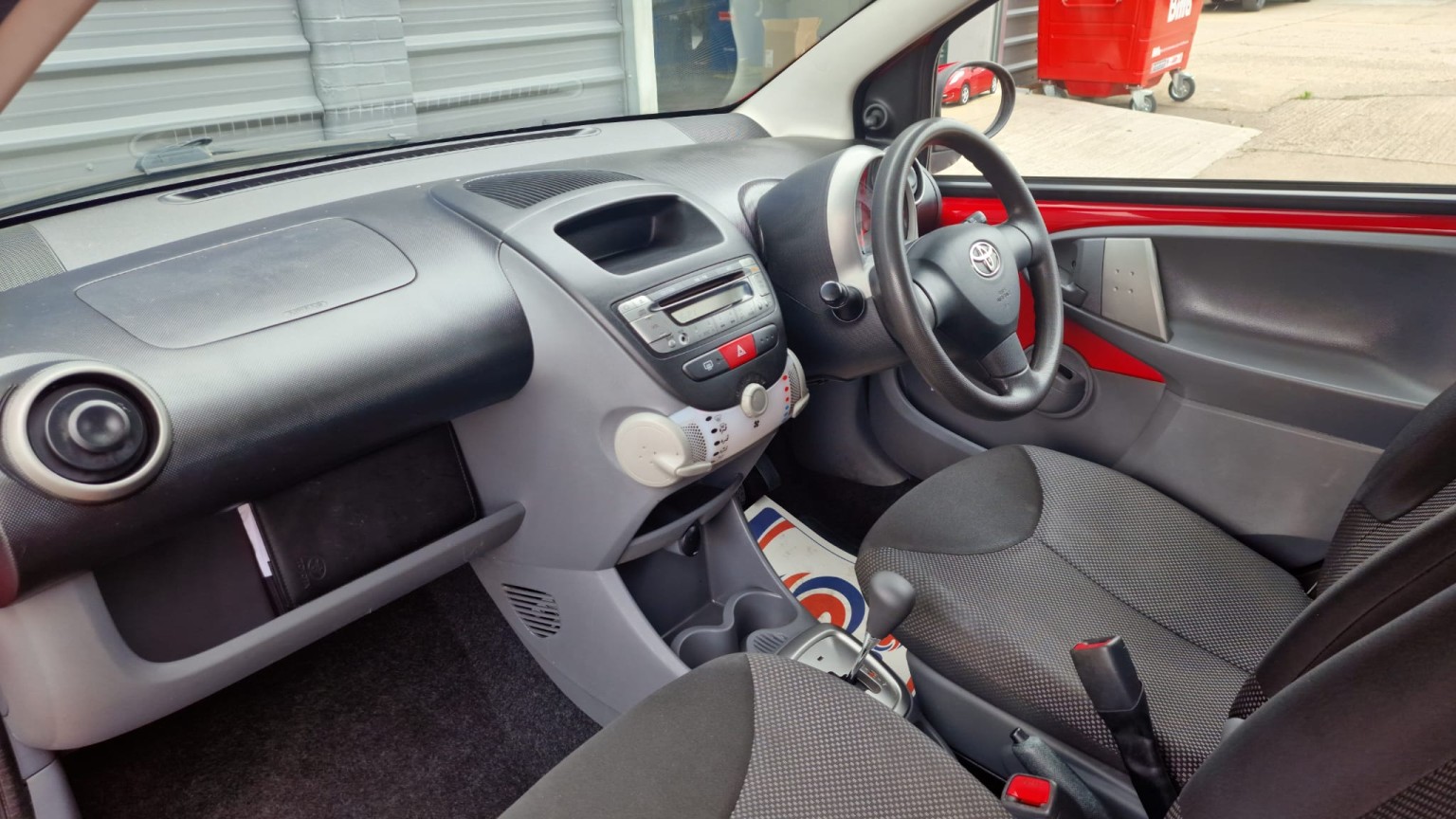Toyota Aygo - Image 10