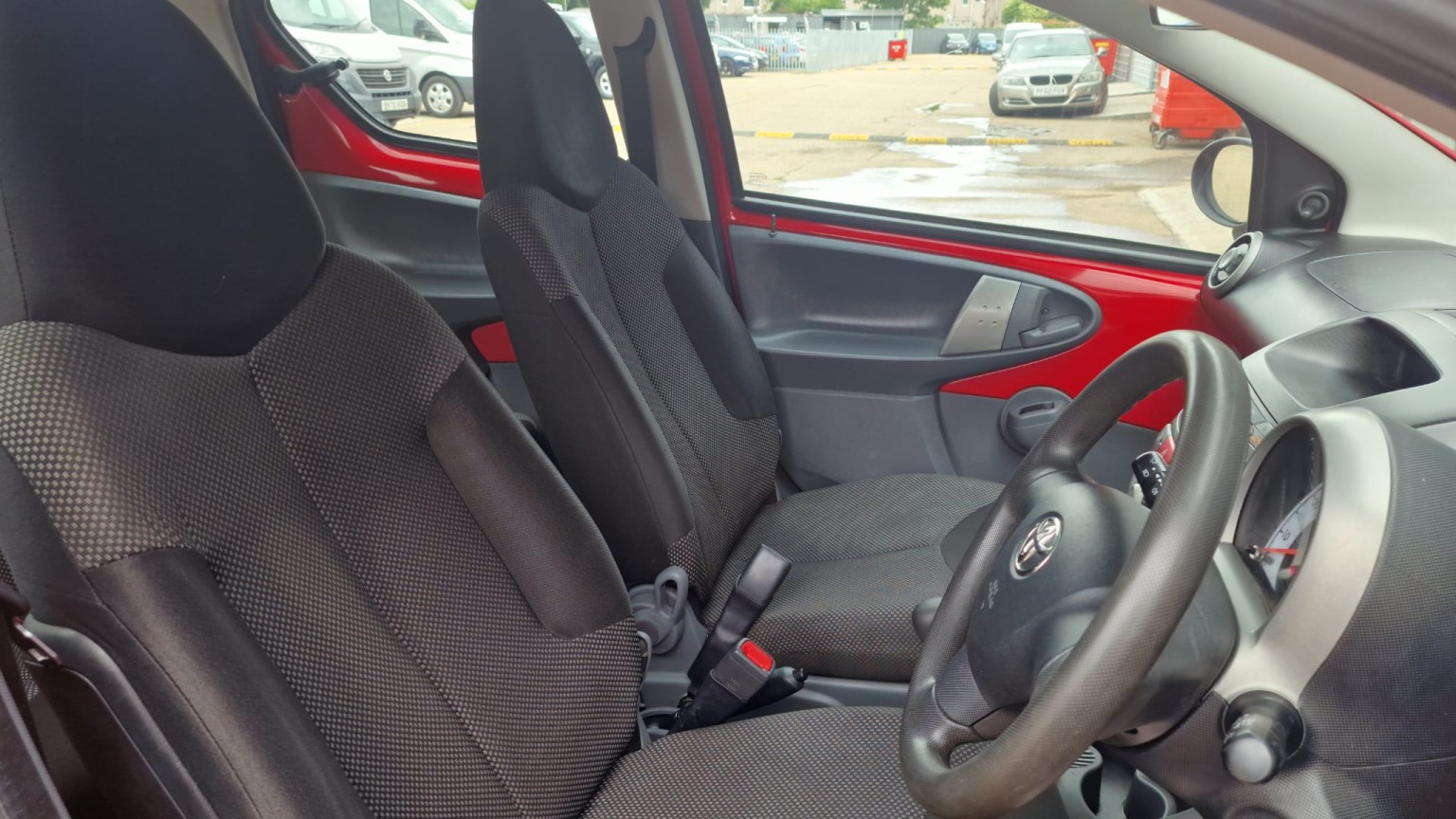 Toyota Aygo - Image 11
