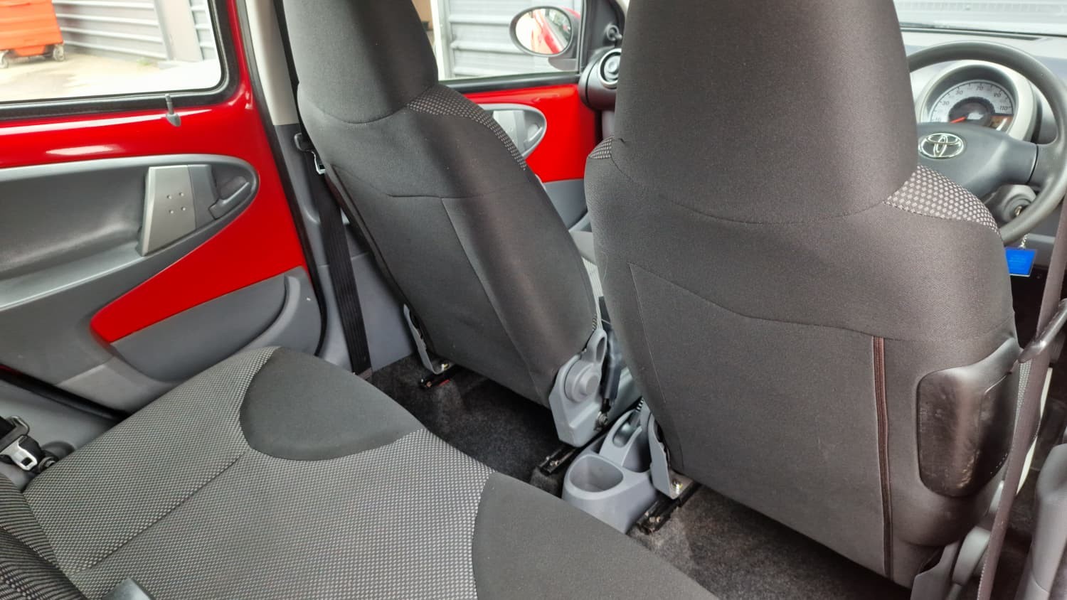 Toyota Aygo - Image 12