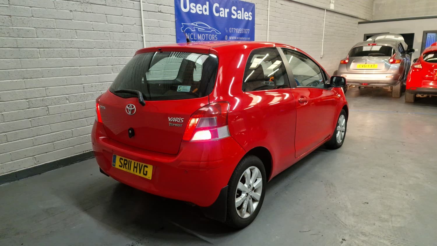 Toyota Yaris - Image 8