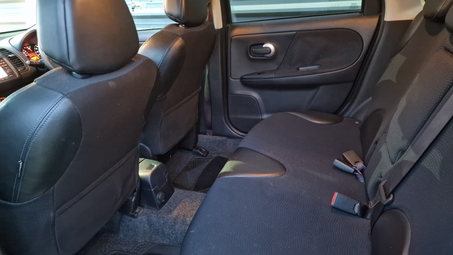 Nissan Note - Image 13