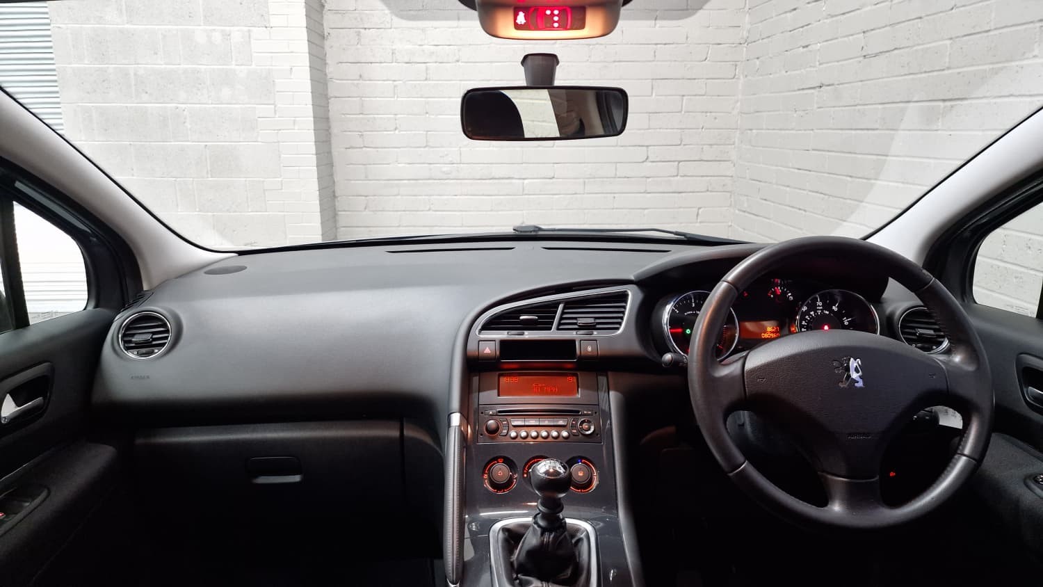 Peugeot 3008 - Image 12