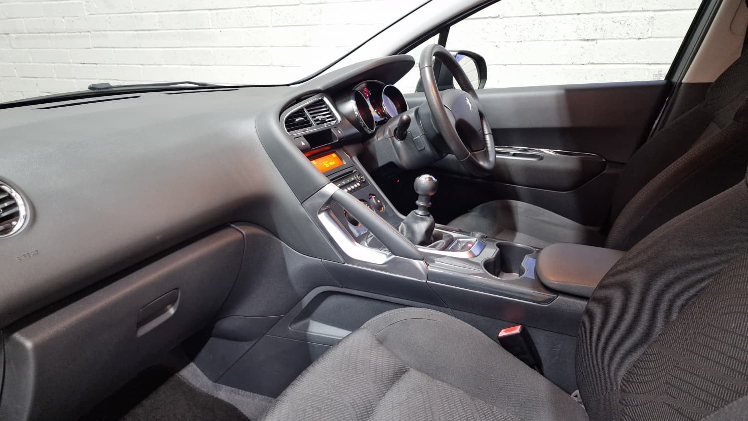 Peugeot 3008 - Image 13