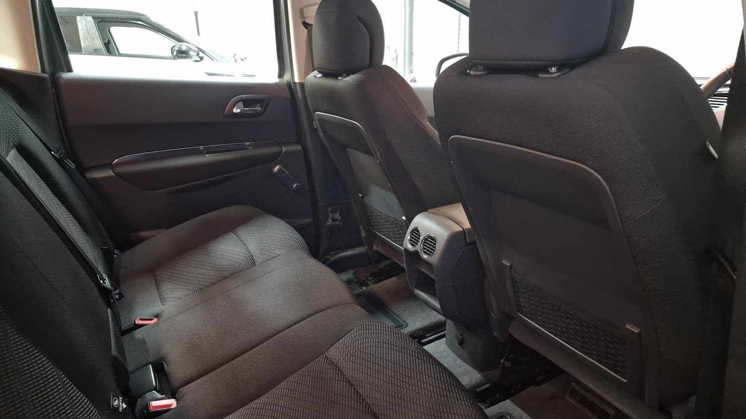 Peugeot 3008 - Image 14