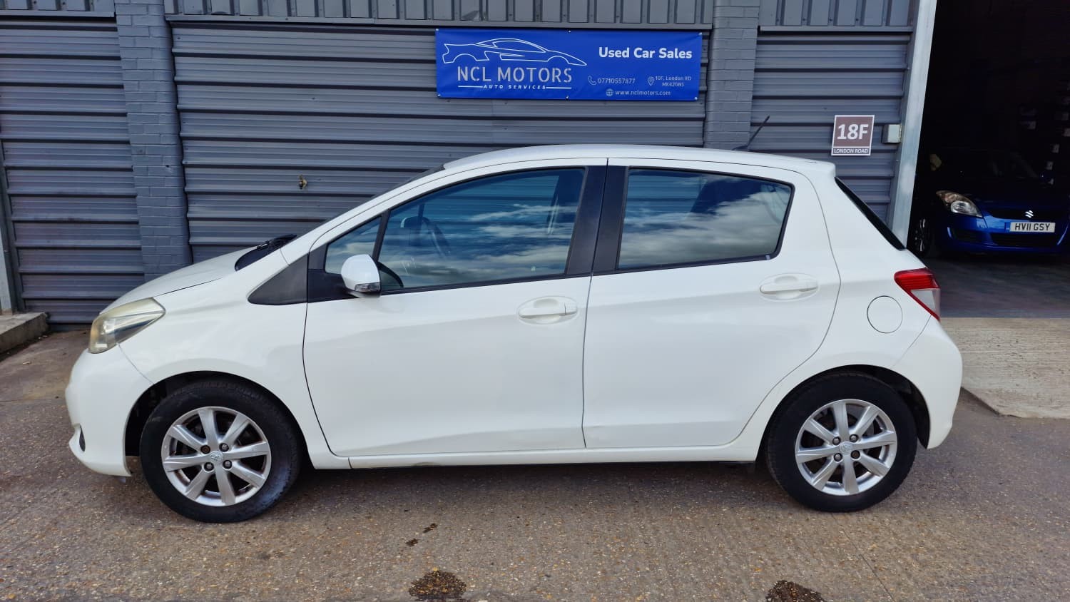 Toyota Yaris - Image 6