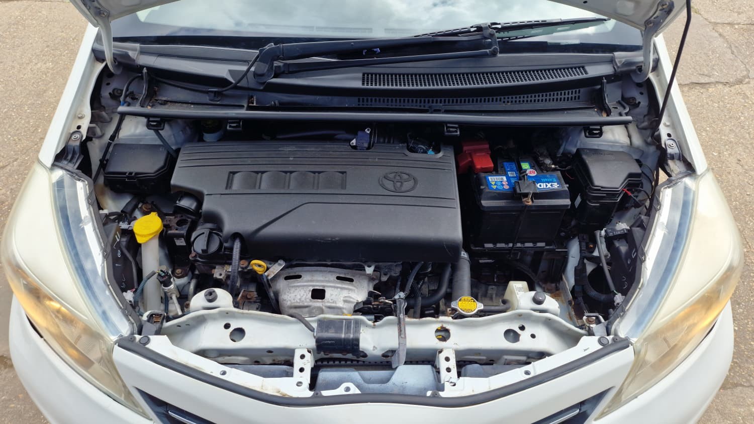 Toyota Yaris - Image 19