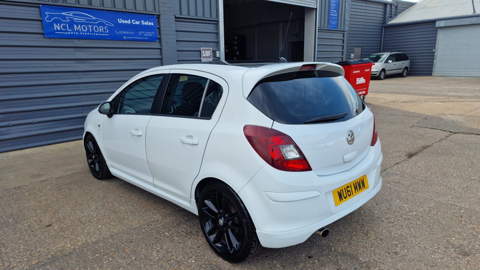 Vauxhall Corsa - Image 8