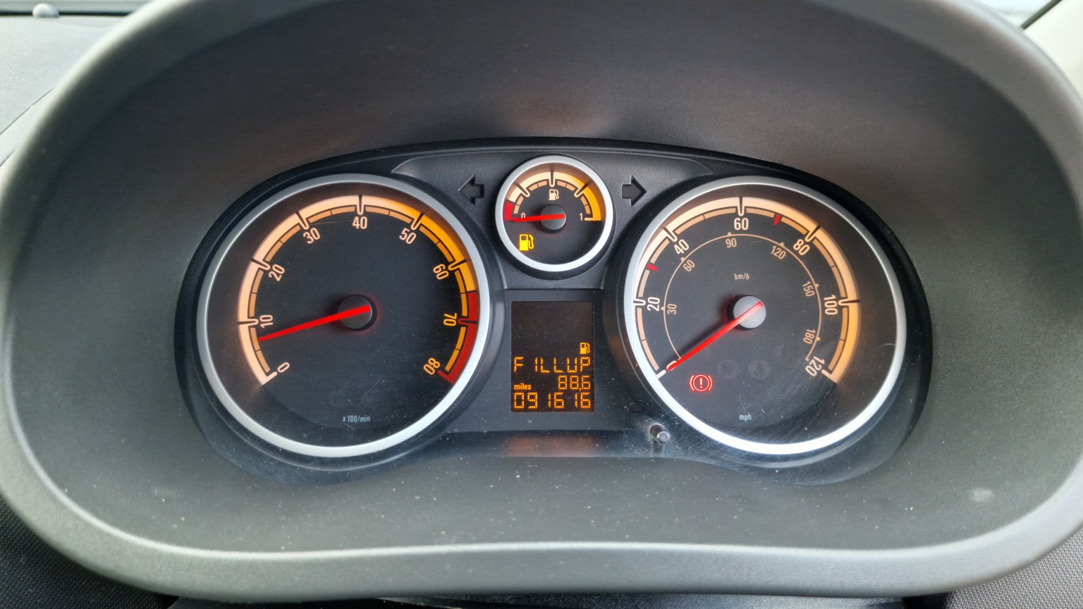 Vauxhall Corsa - Image 16