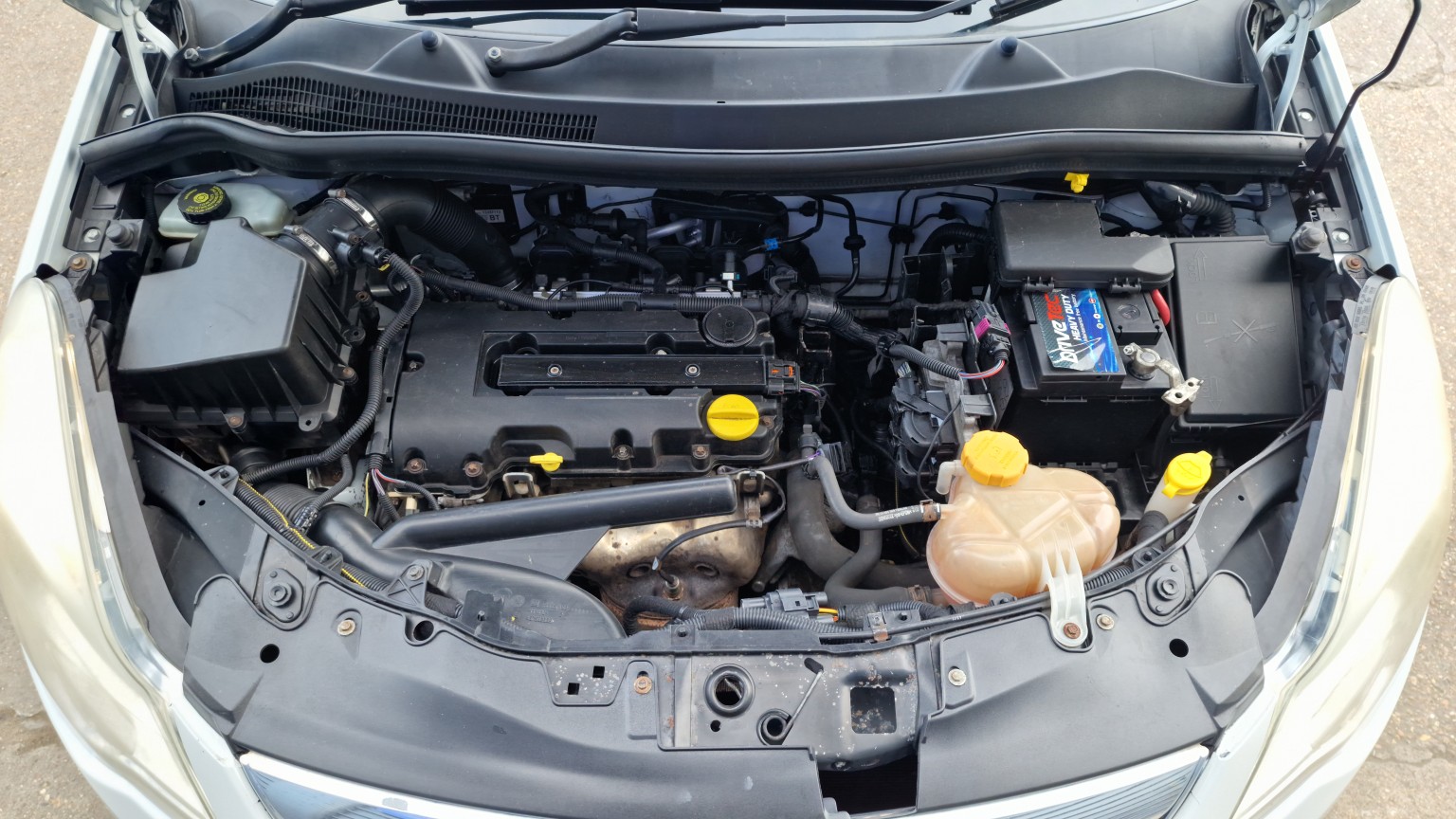 Vauxhall Corsa - Image 17