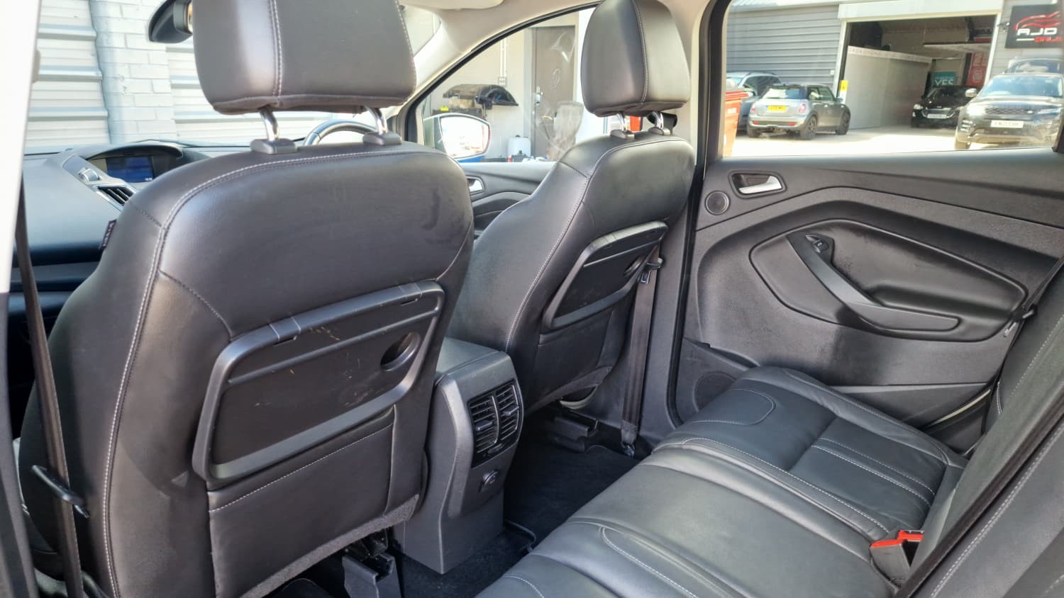 Ford Kuga - Image 17