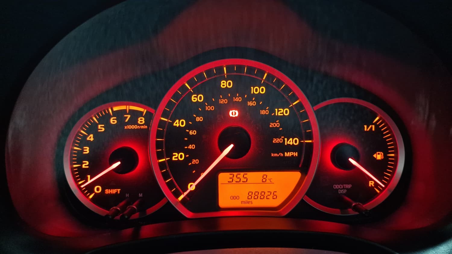 Toyota Yaris - Image 18