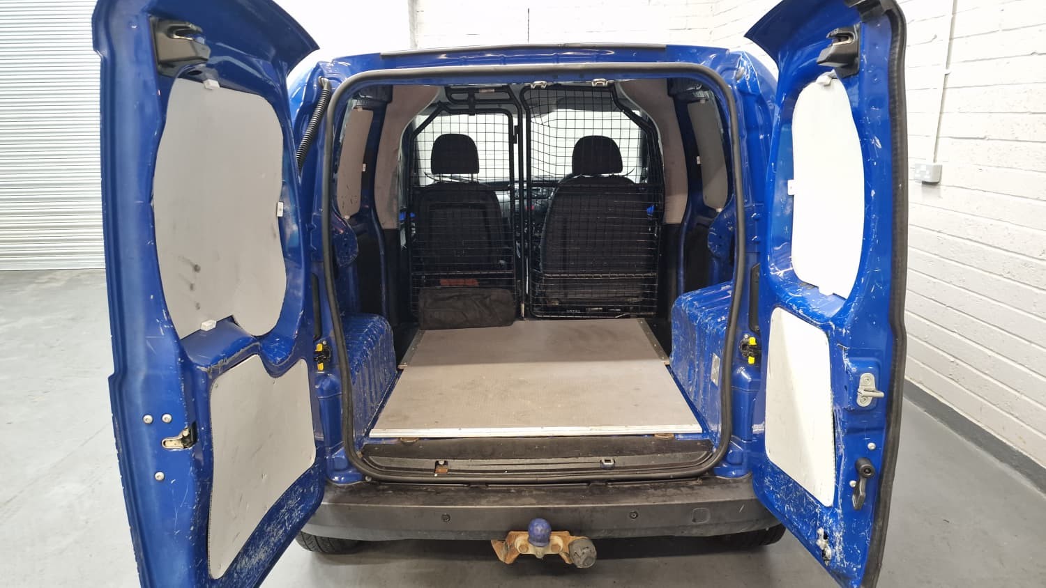 Peugeot Bipper - Image 14