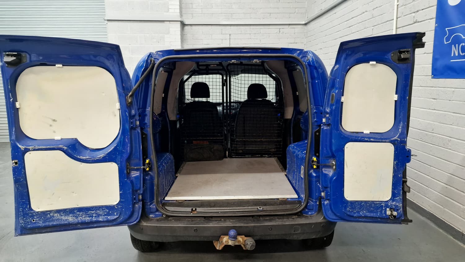 Peugeot Bipper - Image 15