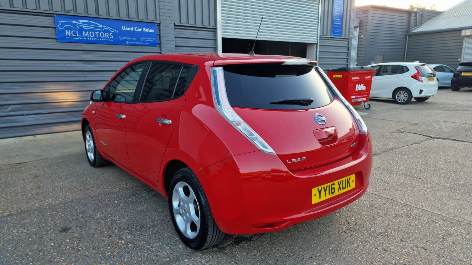 Nissan Leaf - Image 7