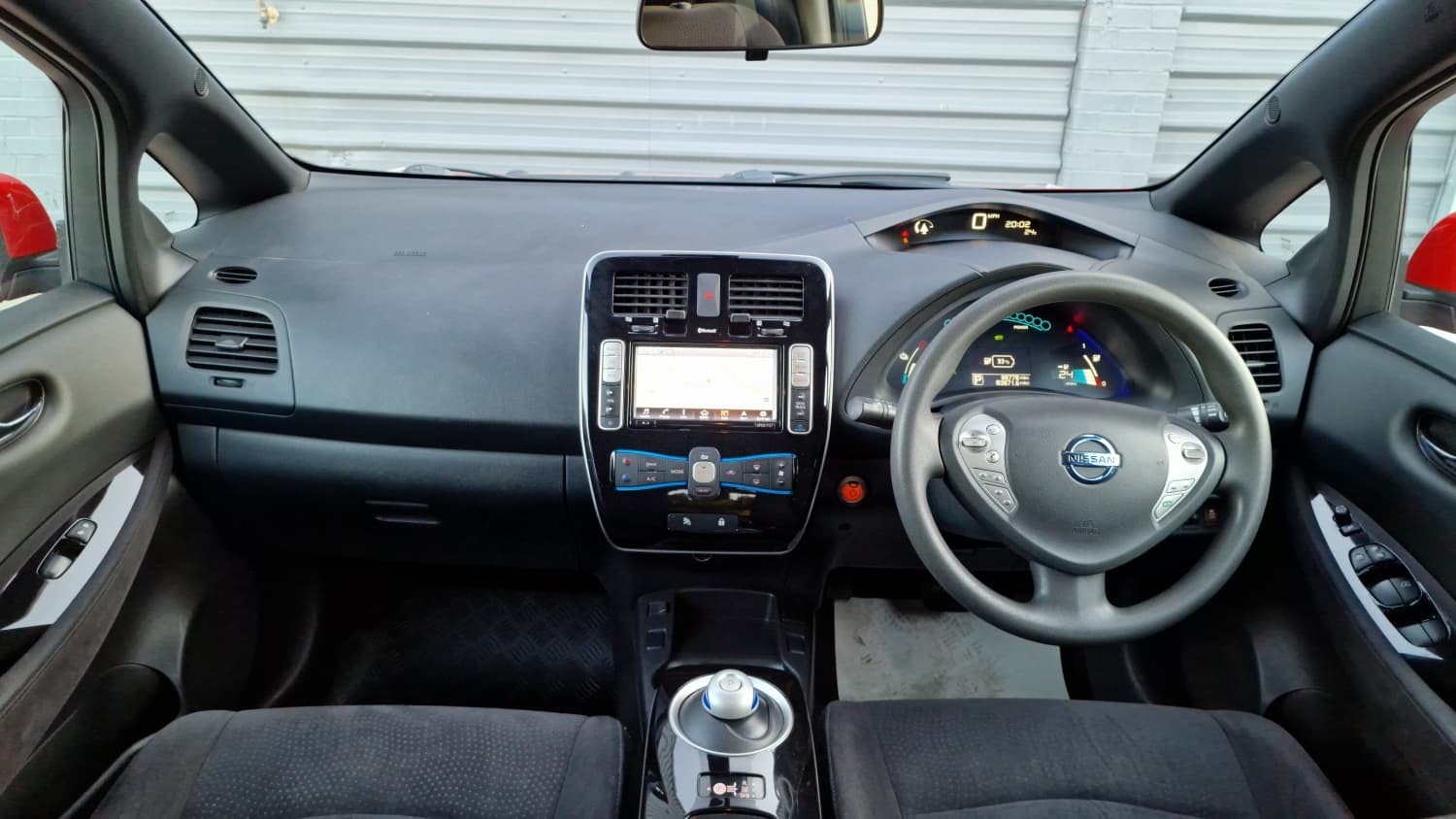 Nissan Leaf - Image 11