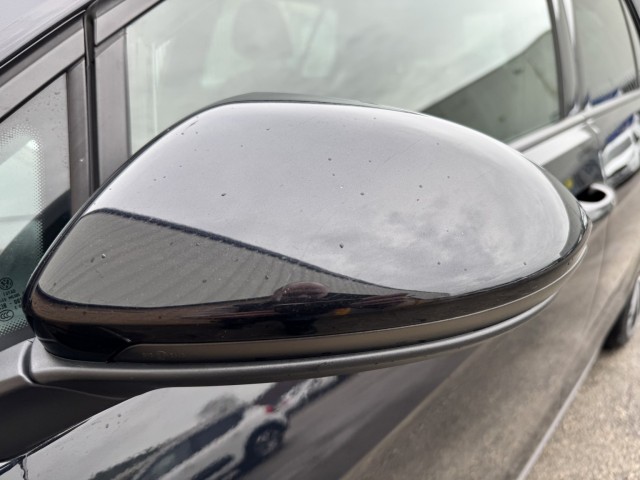 Volkswagen Golf - Image 16