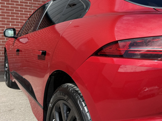 Jaguar I-Pace - Image 10